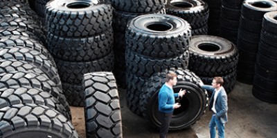 Choice between radial and diagonal tyres determined by use