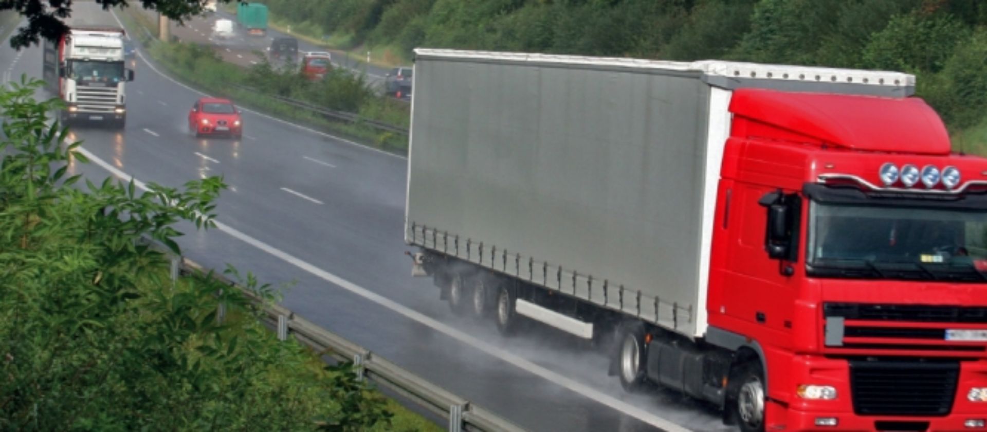 Mounting a truck tyre