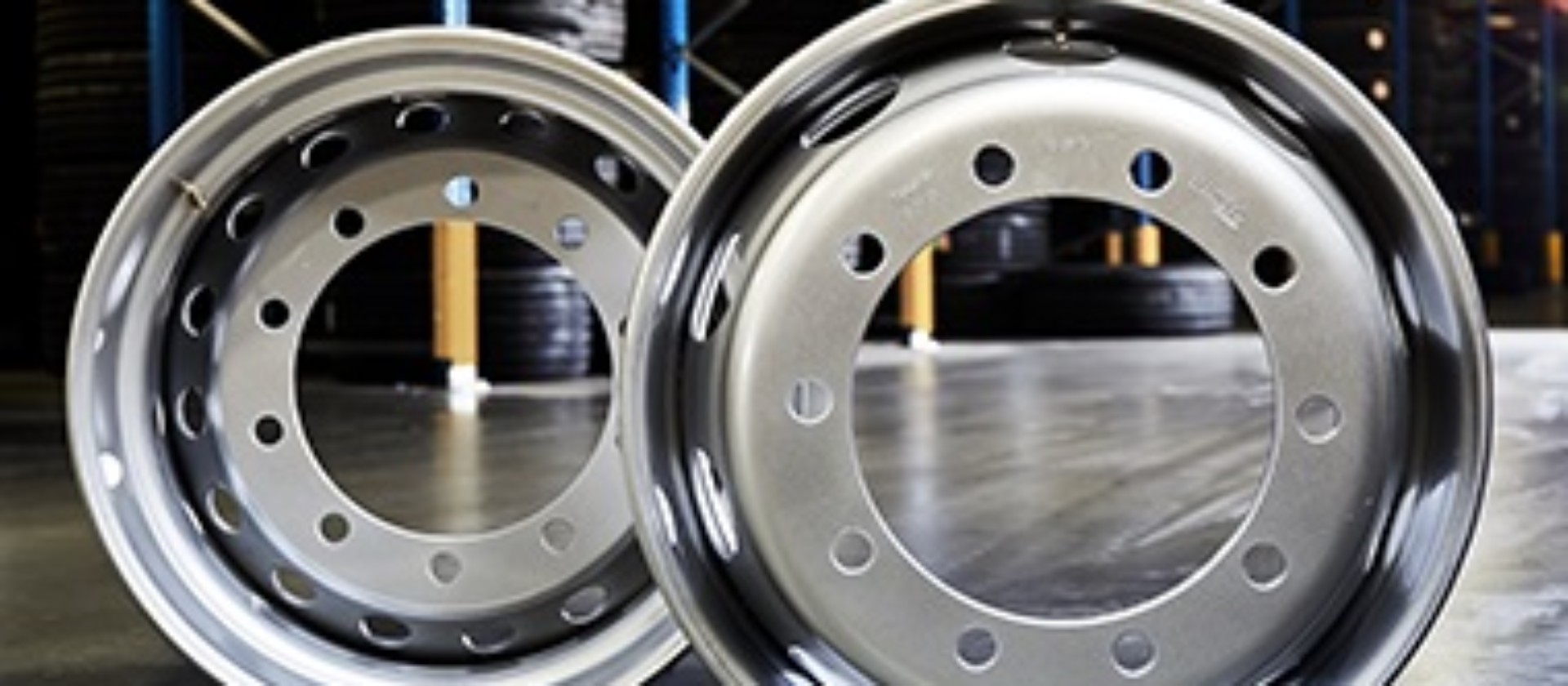 The ET-value is definitive in determining the correct choice of wheel.